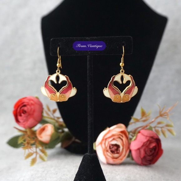 🐠 VINTAGE Gold Pisces / Double Fishes Japanese Style Earrings👂✨ - Picture 2 of 6